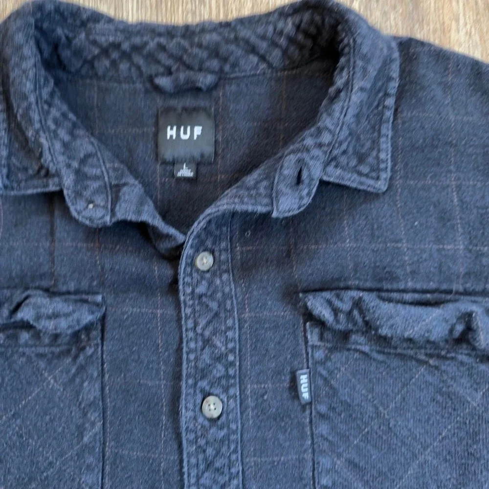 HUF Grunge Cropped Workwear Button Up Washed Black Plaid Skater Shirt L